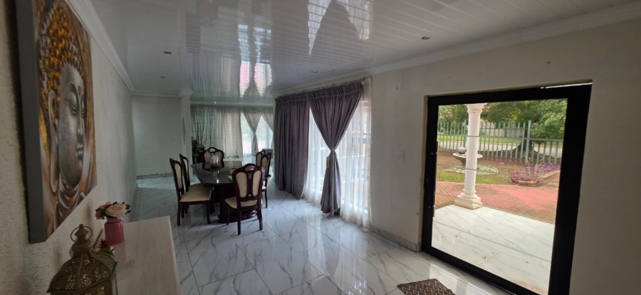 3 Bedroom Property for Sale in La Hoff North West